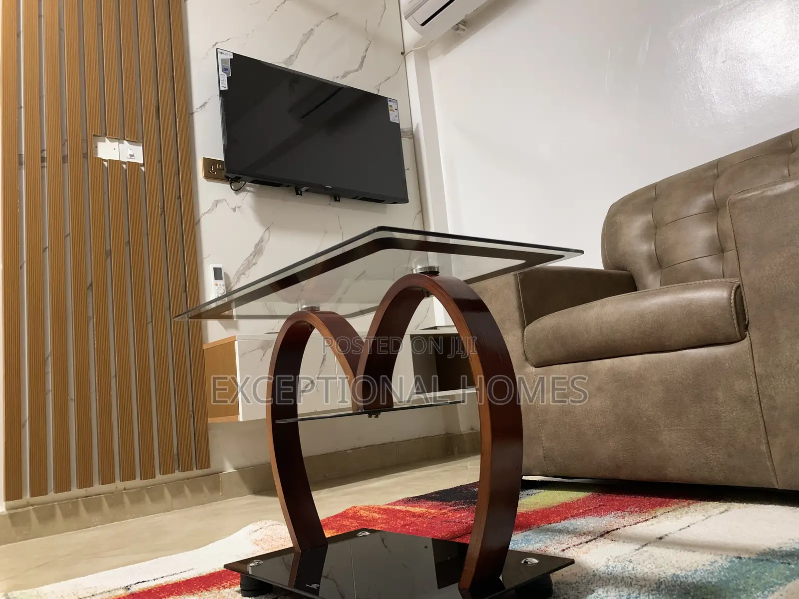 Cozy One Bedroom Modern Apartment in Gated Community