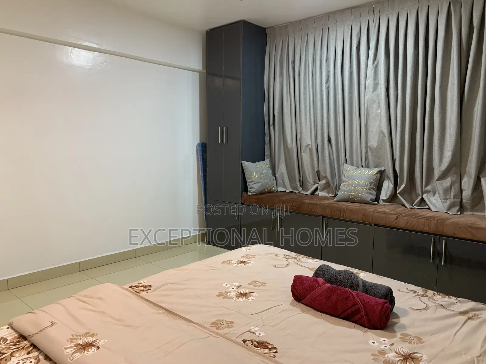 Cozy One Bedroom Modern Apartment in Gated Community