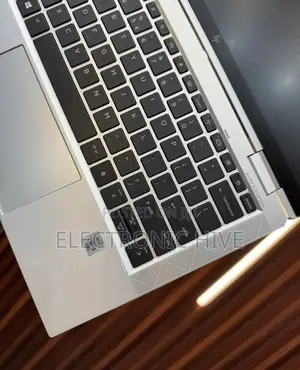 Laptop HP EliteBook X360 1030 G7 8GB Intel Core I5 SSD 256GB