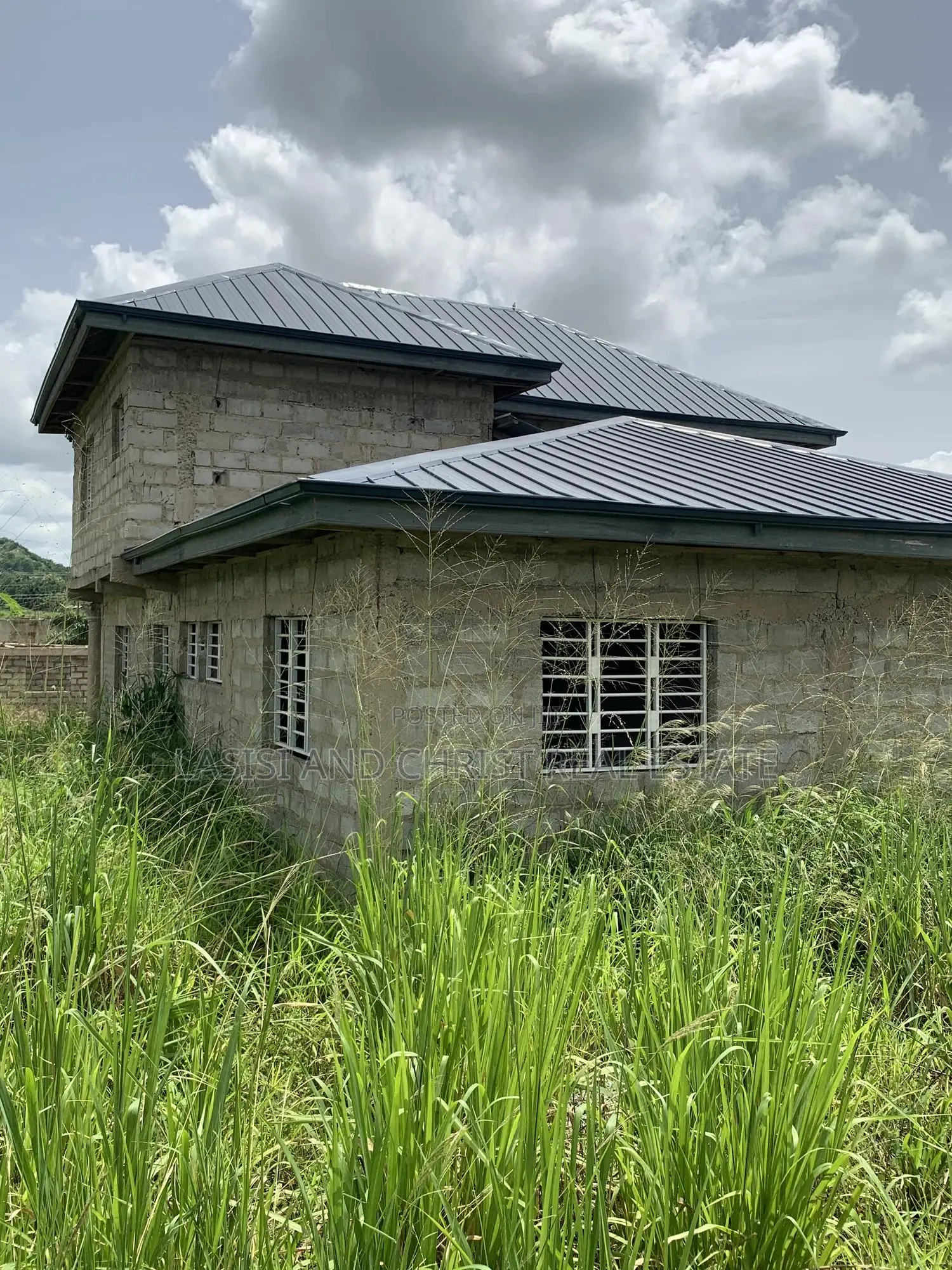 4bdrm House in Lasisi And Christ, Accra Metropolitan for sale