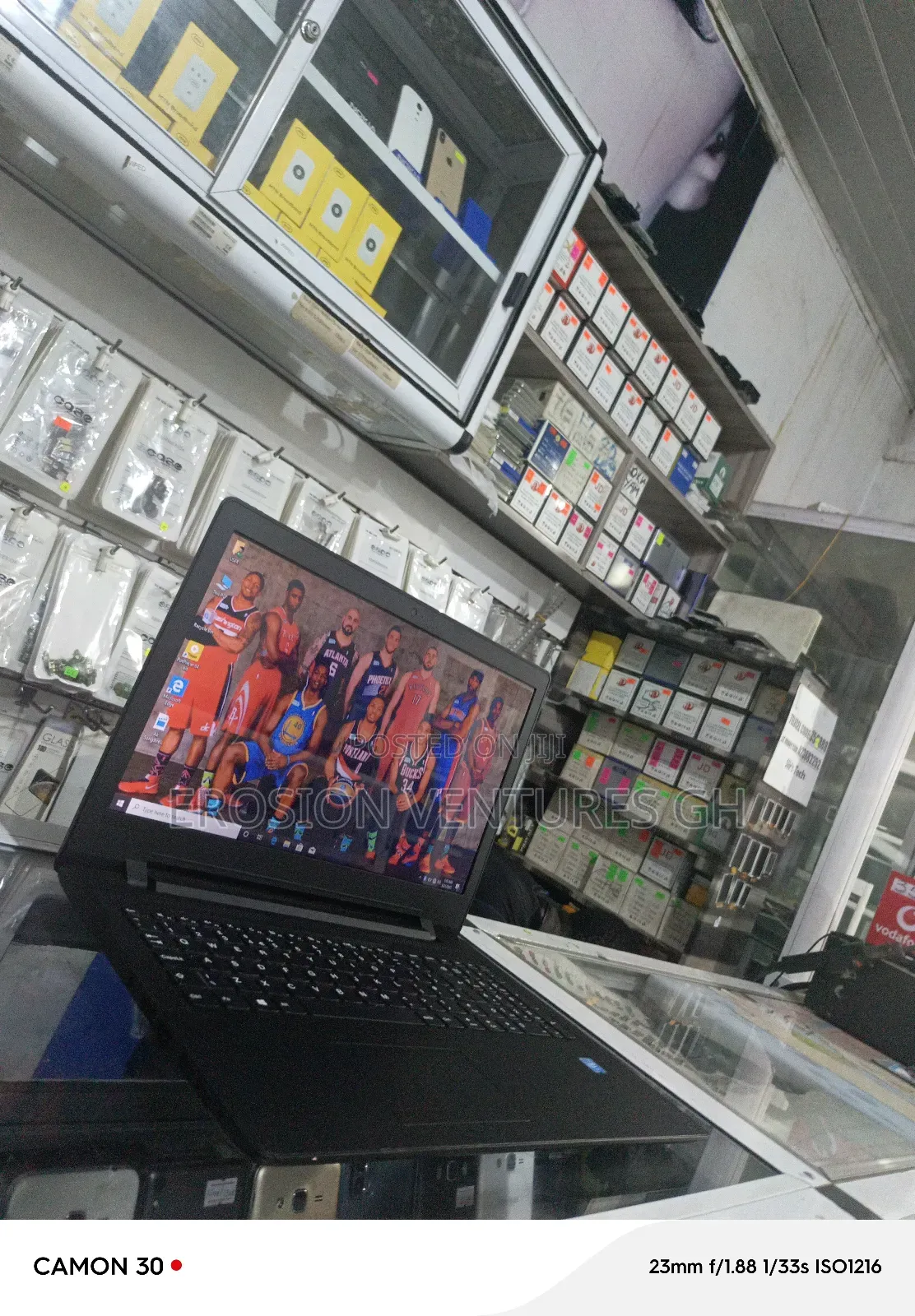 Laptop Lenovo 4GB Intel HDD 1T