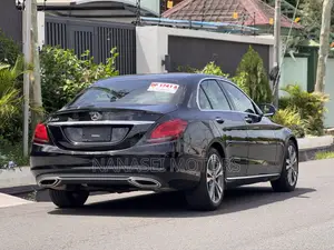 Mercedes-Benz C300 2021 Black