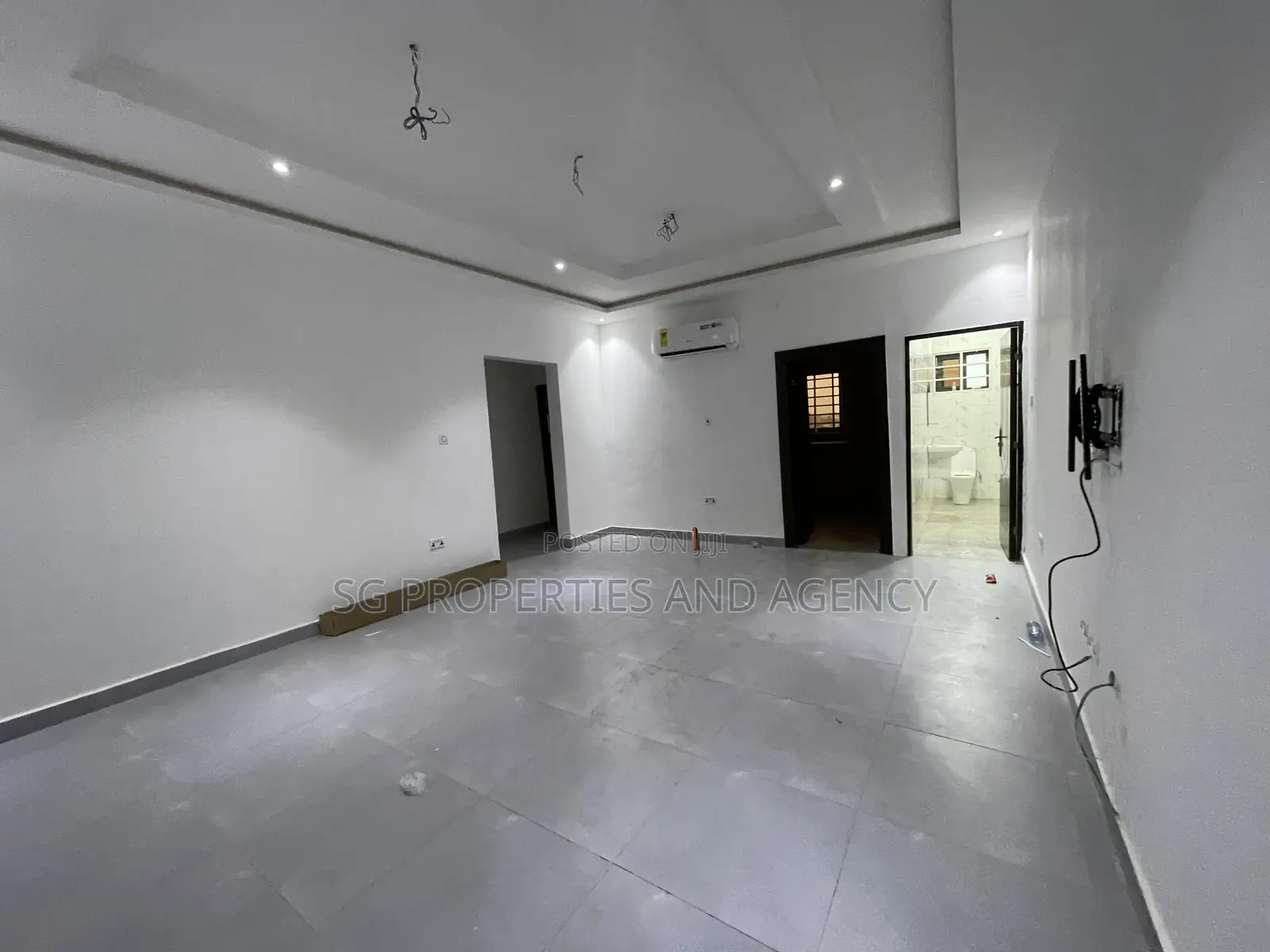 2bdrm Apartment in Spintex for rent