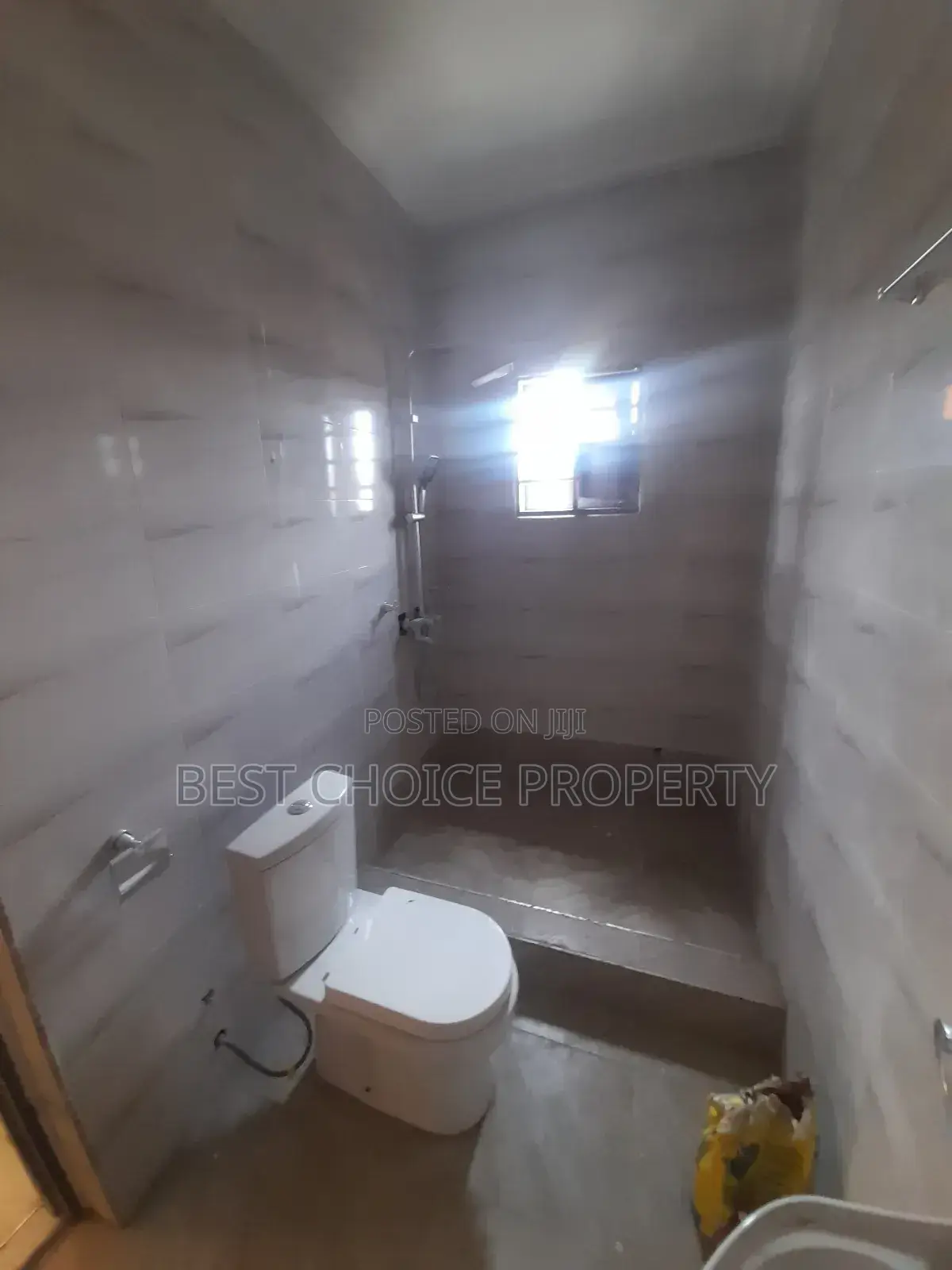 2bdrm Apartment in Lakeside for rent