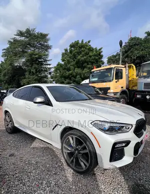 BMW X6 xDrive50i AWD 2020 White