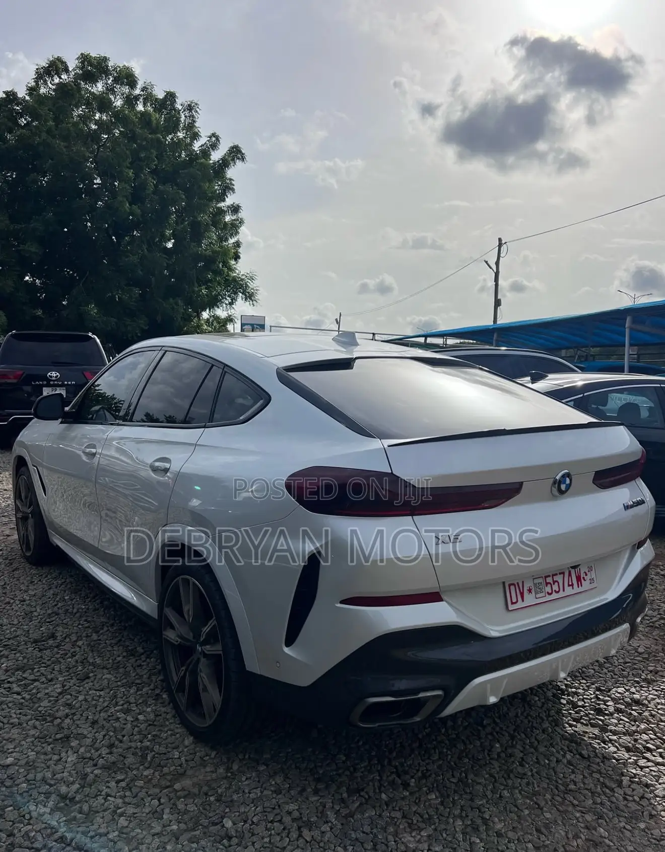 BMW X6 xDrive50i AWD 2020 White