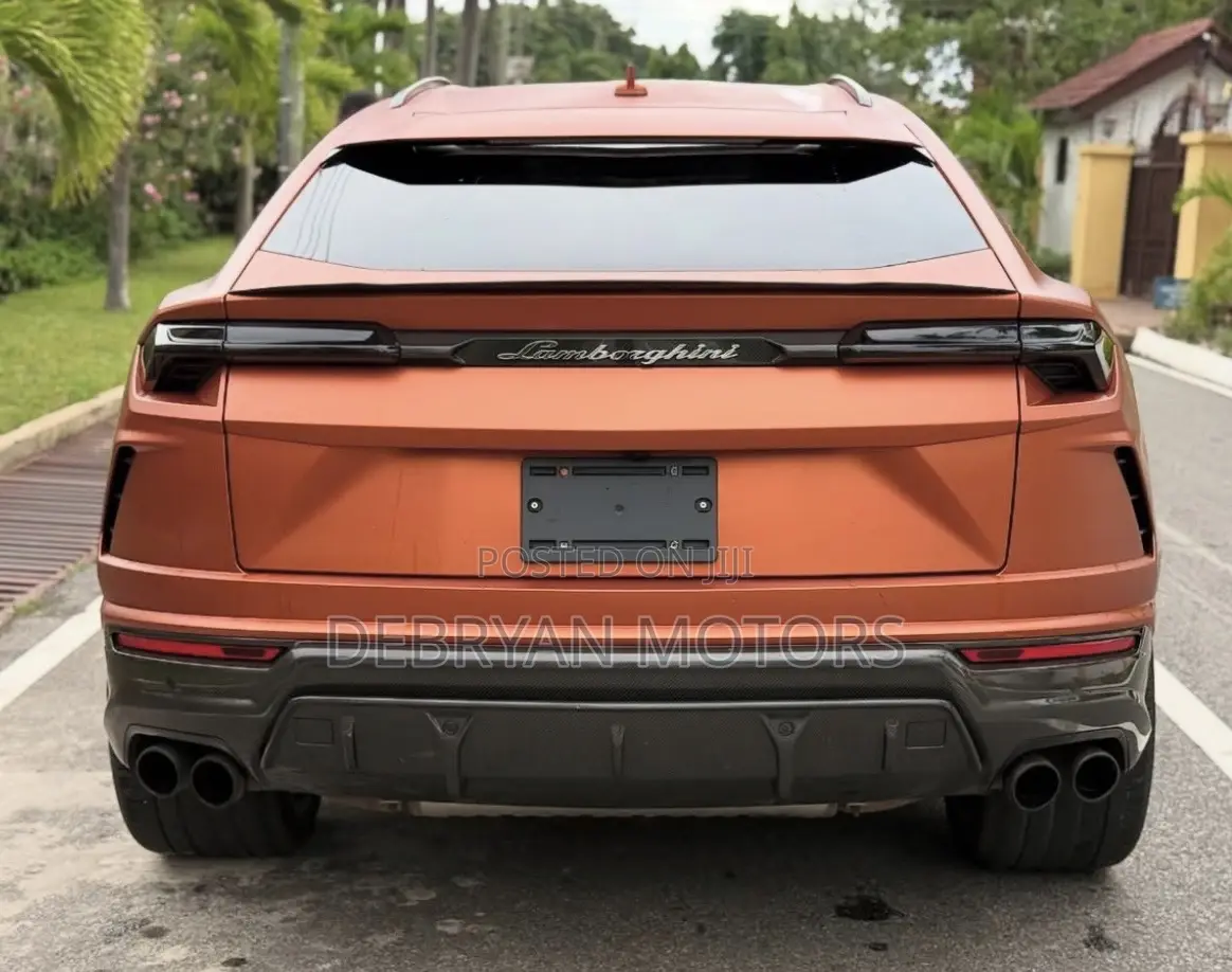 Lamborghini Urus Base 2019 Orange