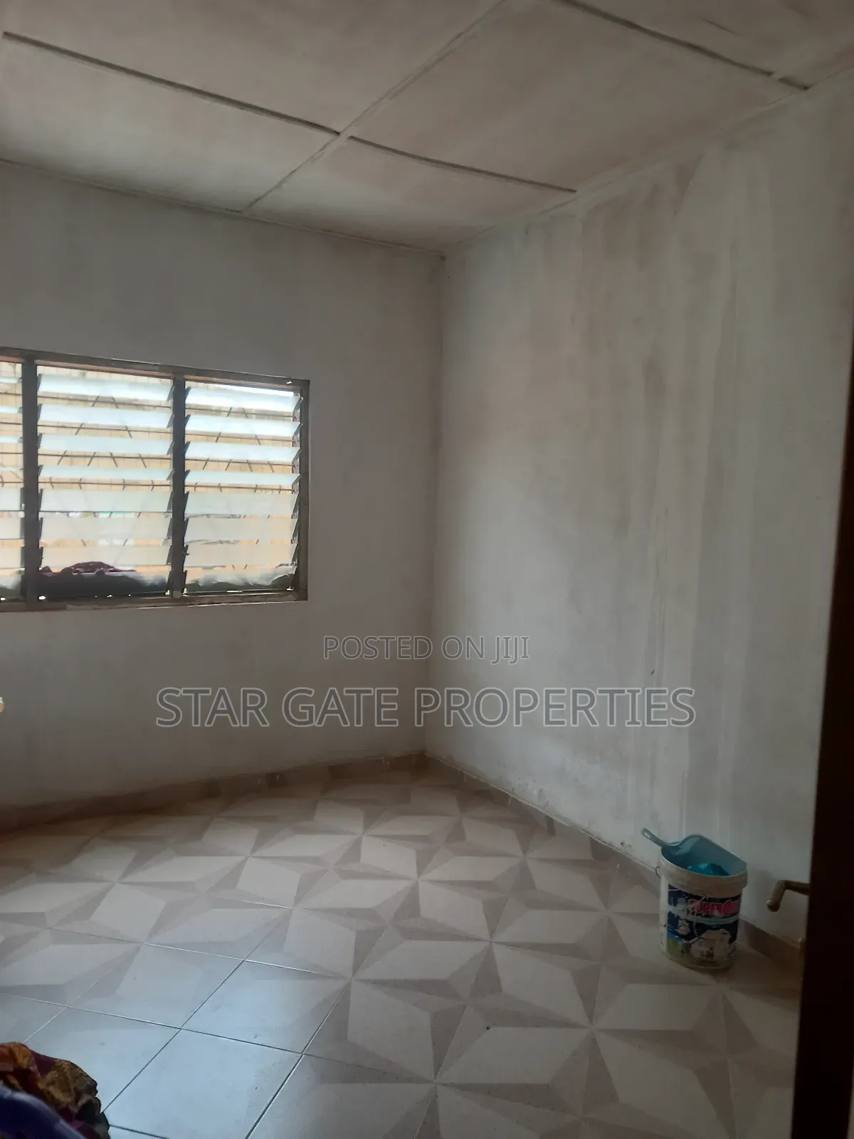 6bdrm House in Asuofia, Kumasi Metropolitan for sale