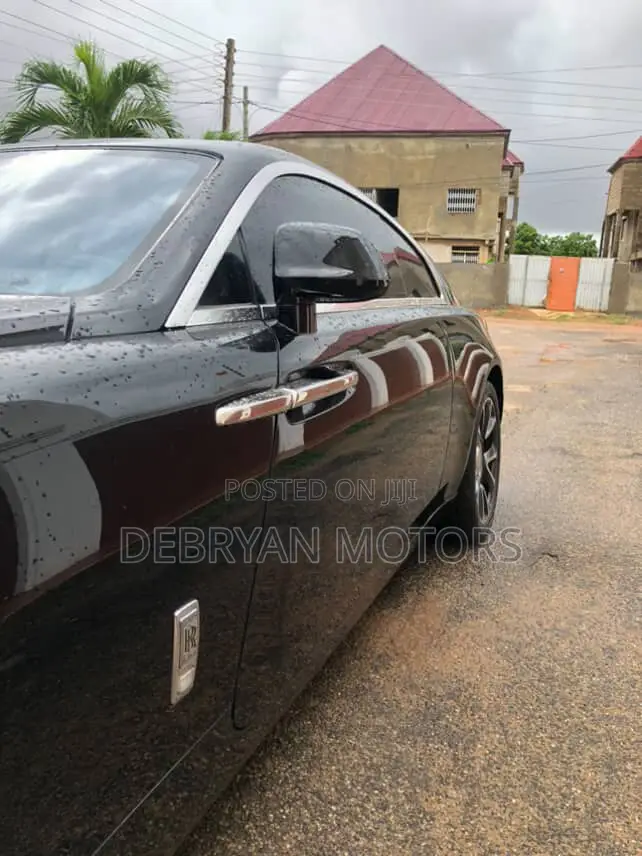 Rolls-Royce Wraith 6.6 RWD 2017 Black