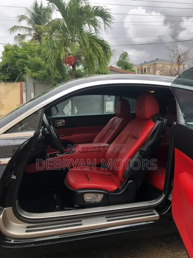 Rolls-Royce Wraith 6.6 RWD 2017 Black