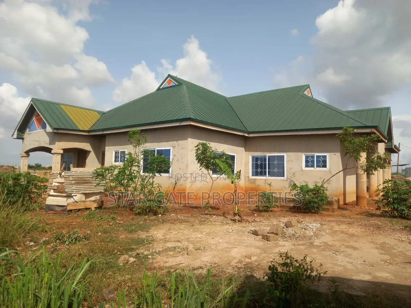 7bdrm House in Asuofia Kokoben, Kumasi Metropolitan for sale