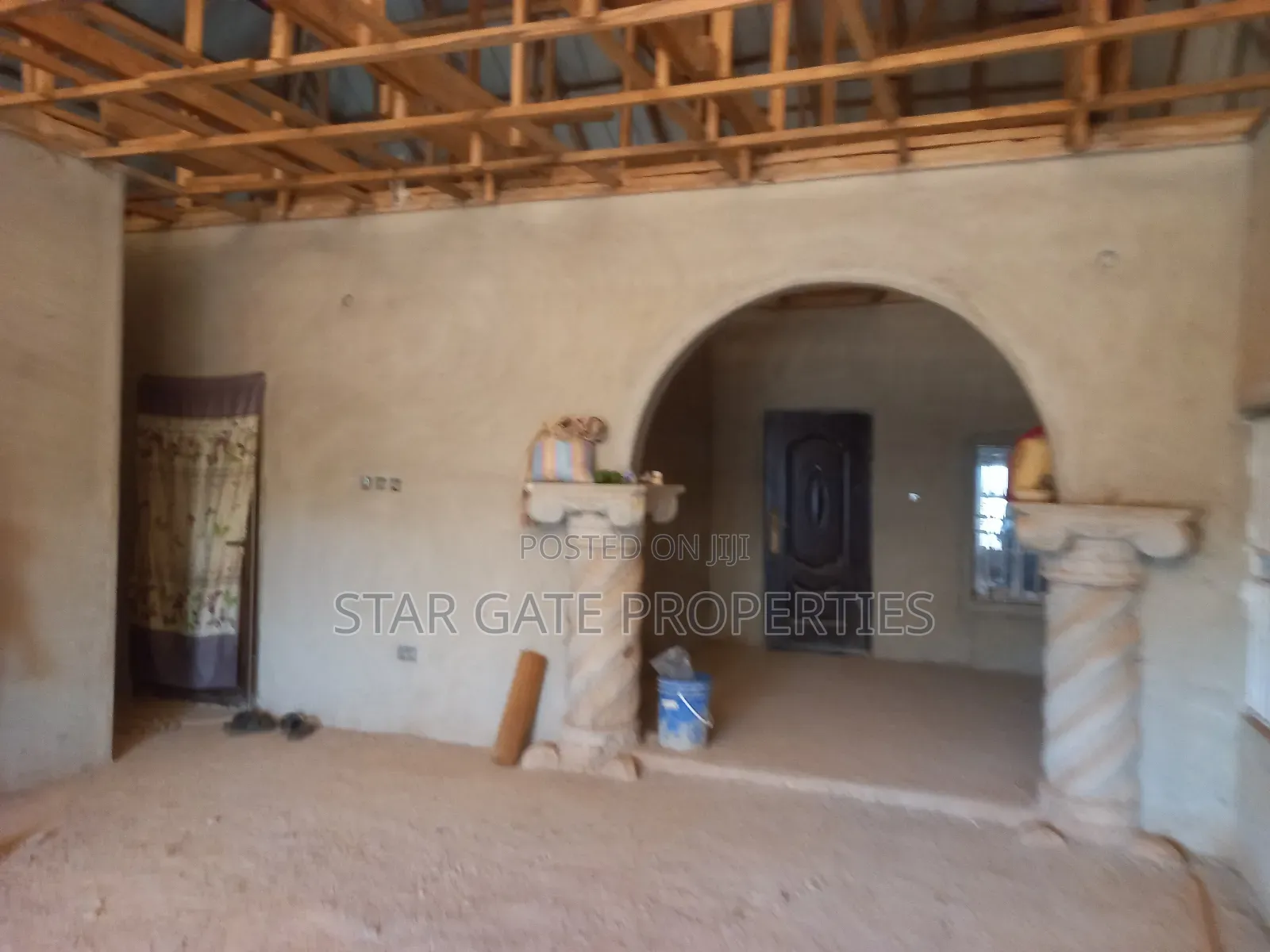 7bdrm House in Asuofia Kokoben, Kumasi Metropolitan for sale