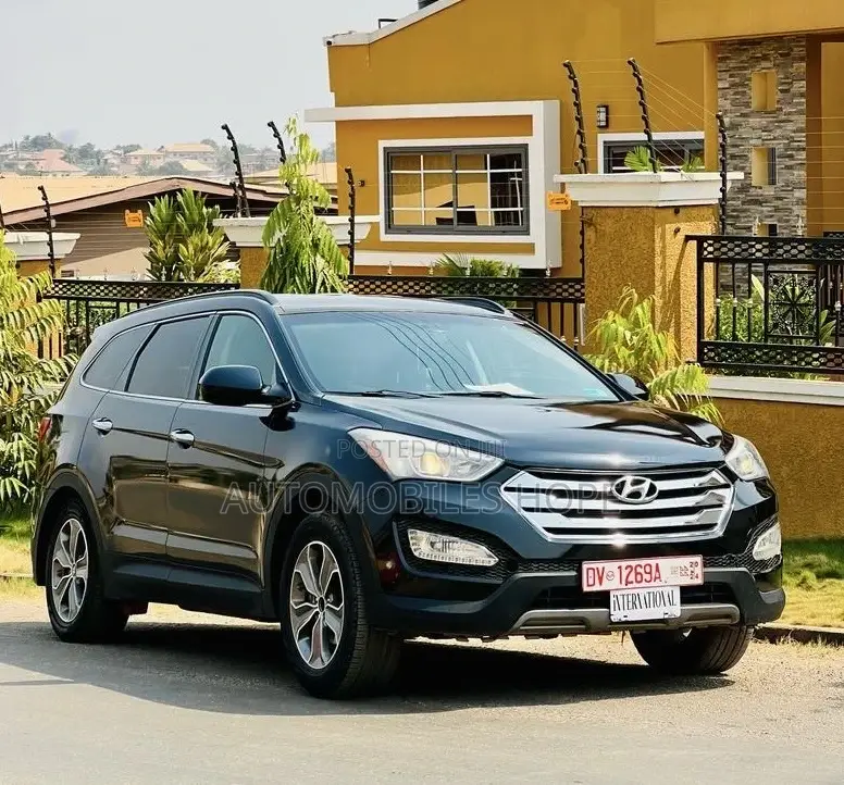 Hyundai Santa Fe Limited 4dr SUV AWD (3.3L 6cyl 6A) 2014 Black
