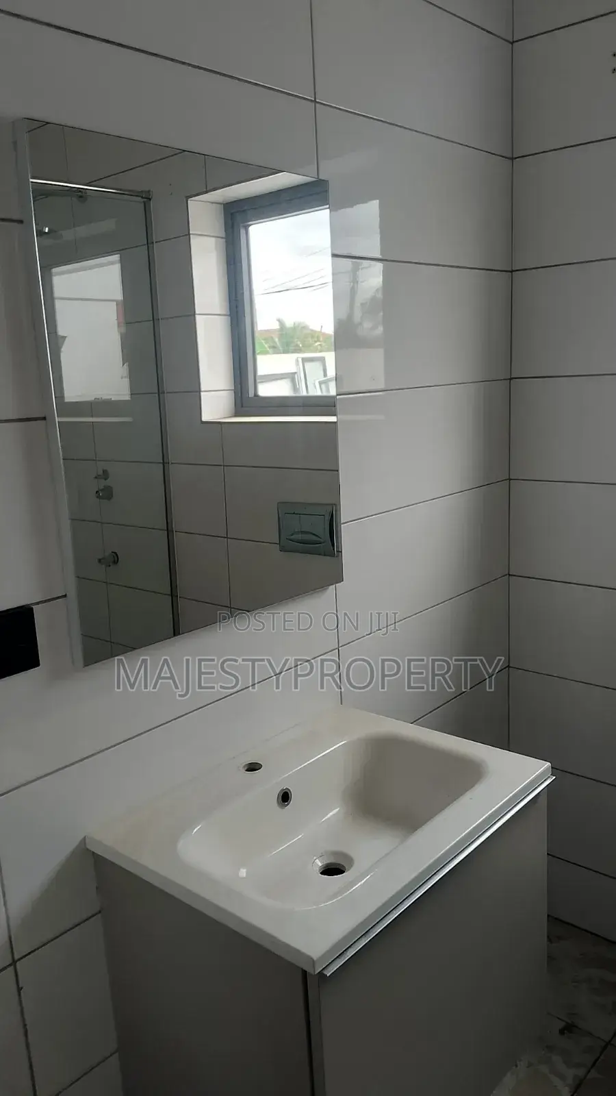 3bedrooms Self-Compound for Sale at Spintex C18
