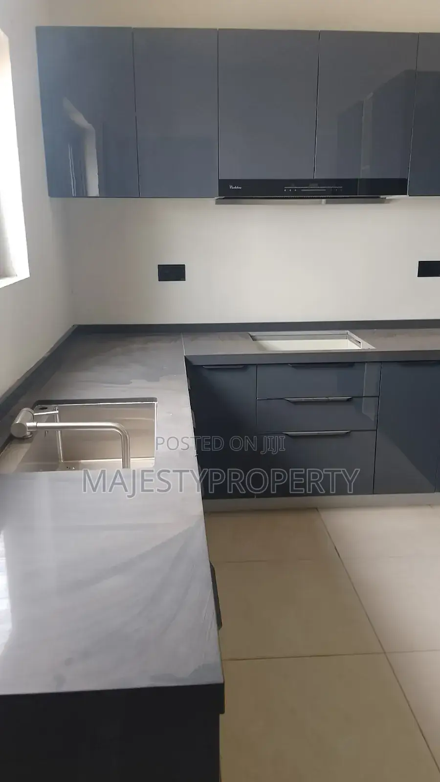 3bedrooms Self-Compound for Sale at Spintex C18