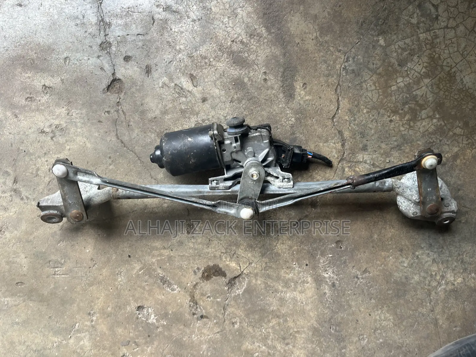Corolla 2006 Wiper Motor