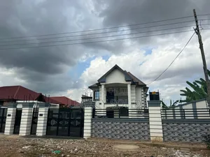4bdrm Townhouse / Terrace in 𝙻𝚎𝚐𝚊𝚌𝚢 𝚜𝚘𝚕𝚒𝚍 𝚛𝚎𝚊𝚕, Amasaman for rent