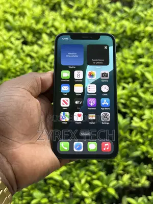 Apple iPhone 12 64 GB Black