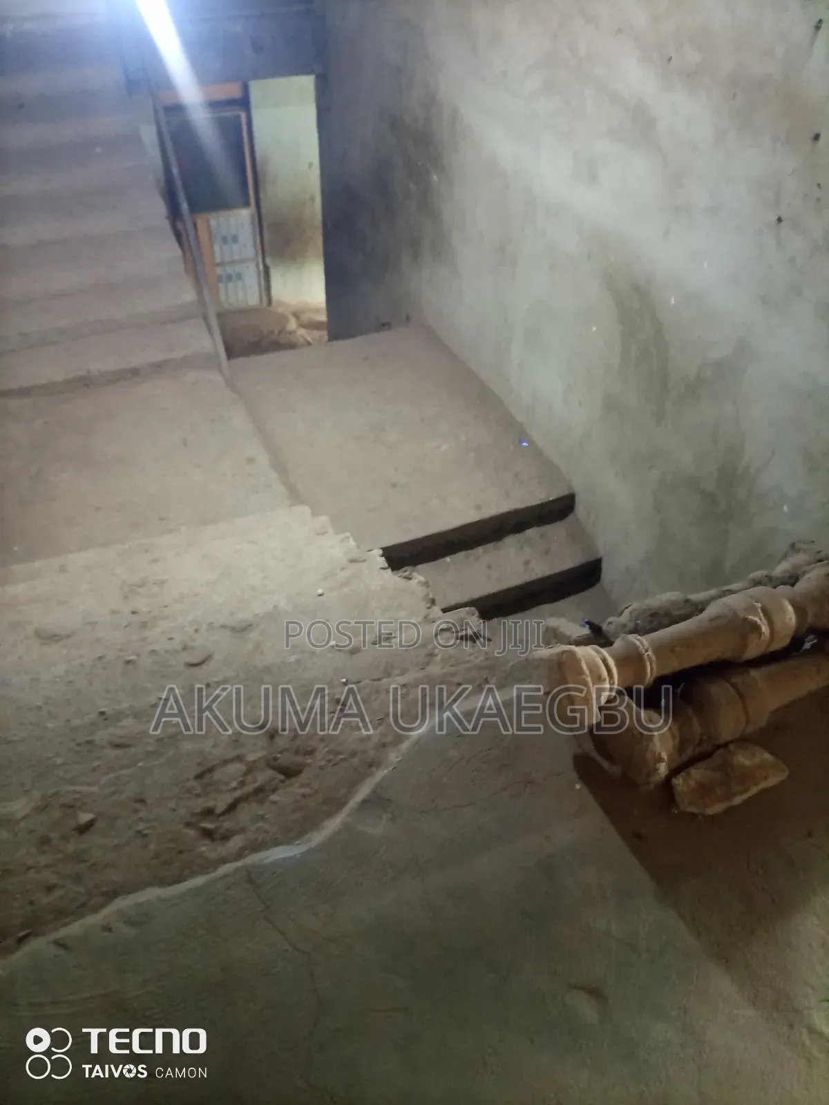 20bdrm House in Near Mega Choice, Ashomang Estate for sale