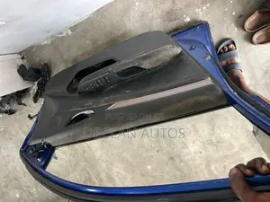 Honda Civic 2021 Front Door