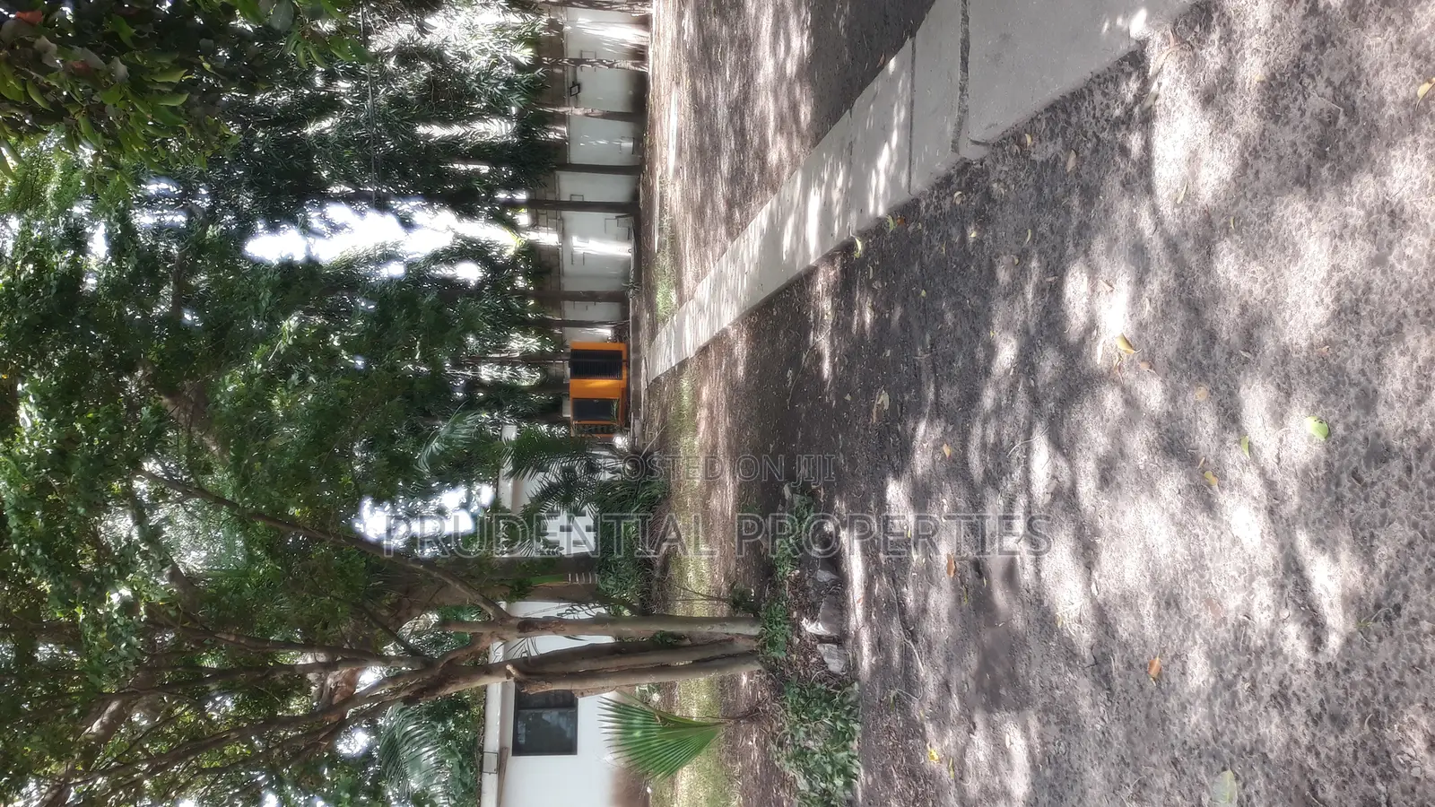 2 Plots of Land With 4 Bedroom for Sale at North Ridge