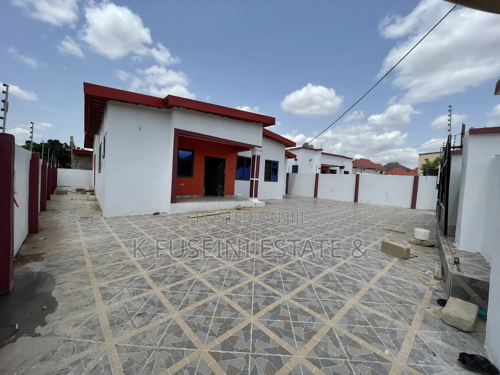 4bdrm House in K Fuseini Estate, Kumasi Metropolitan for sale