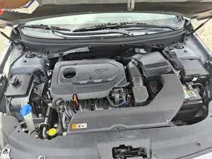 Hyundai Sonata Sport 2.0T Sedan FWD (2.0L 4cyl 6A) 2017 Silver