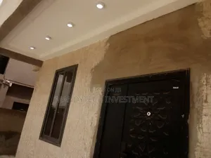 3bdrm Duplex in School Junction for rent