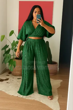 Photo - Zara Plisse Pleated Top N Wide Leg Pants