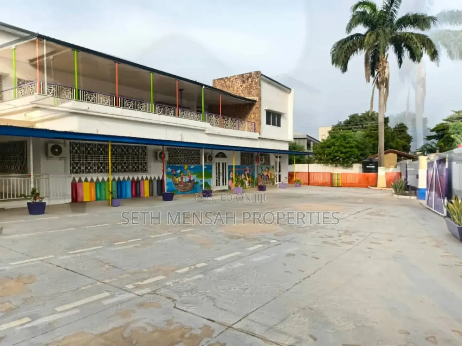 9bdrm Condo in Airport Residential Area for rent