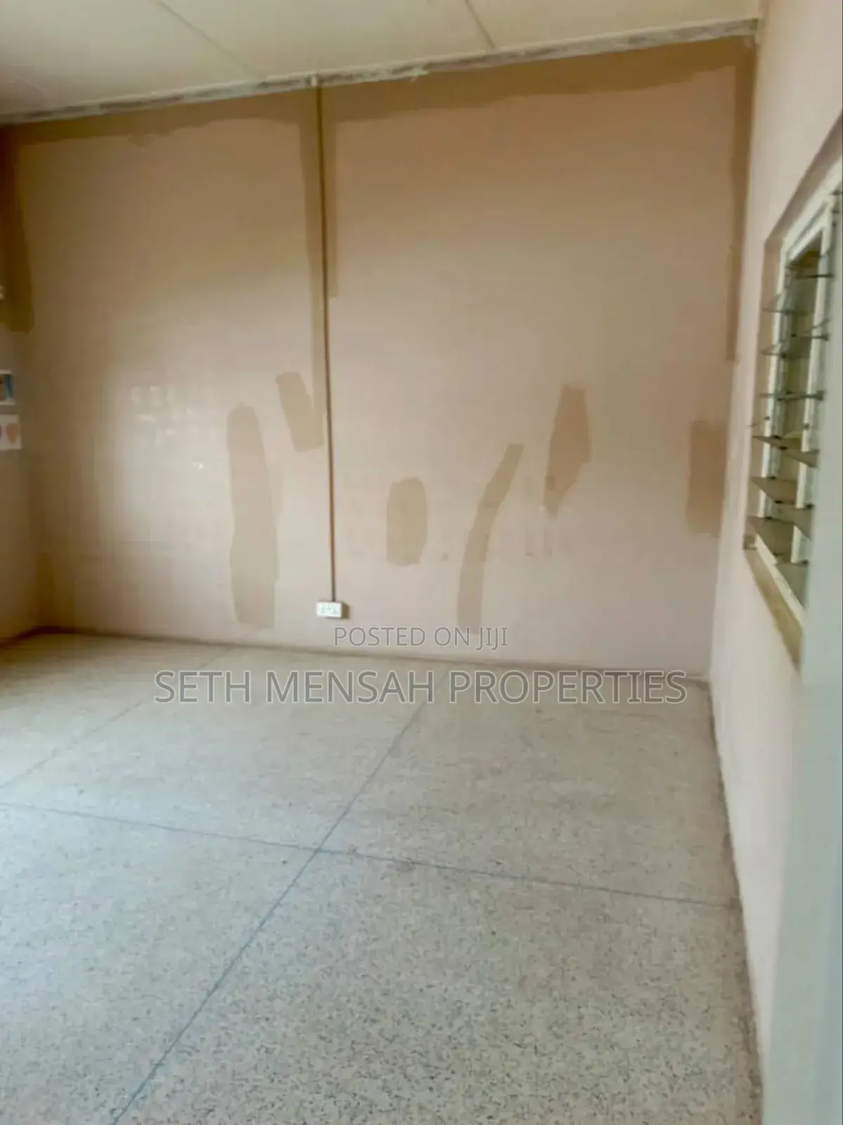 9bdrm Condo in Airport Residential Area for rent