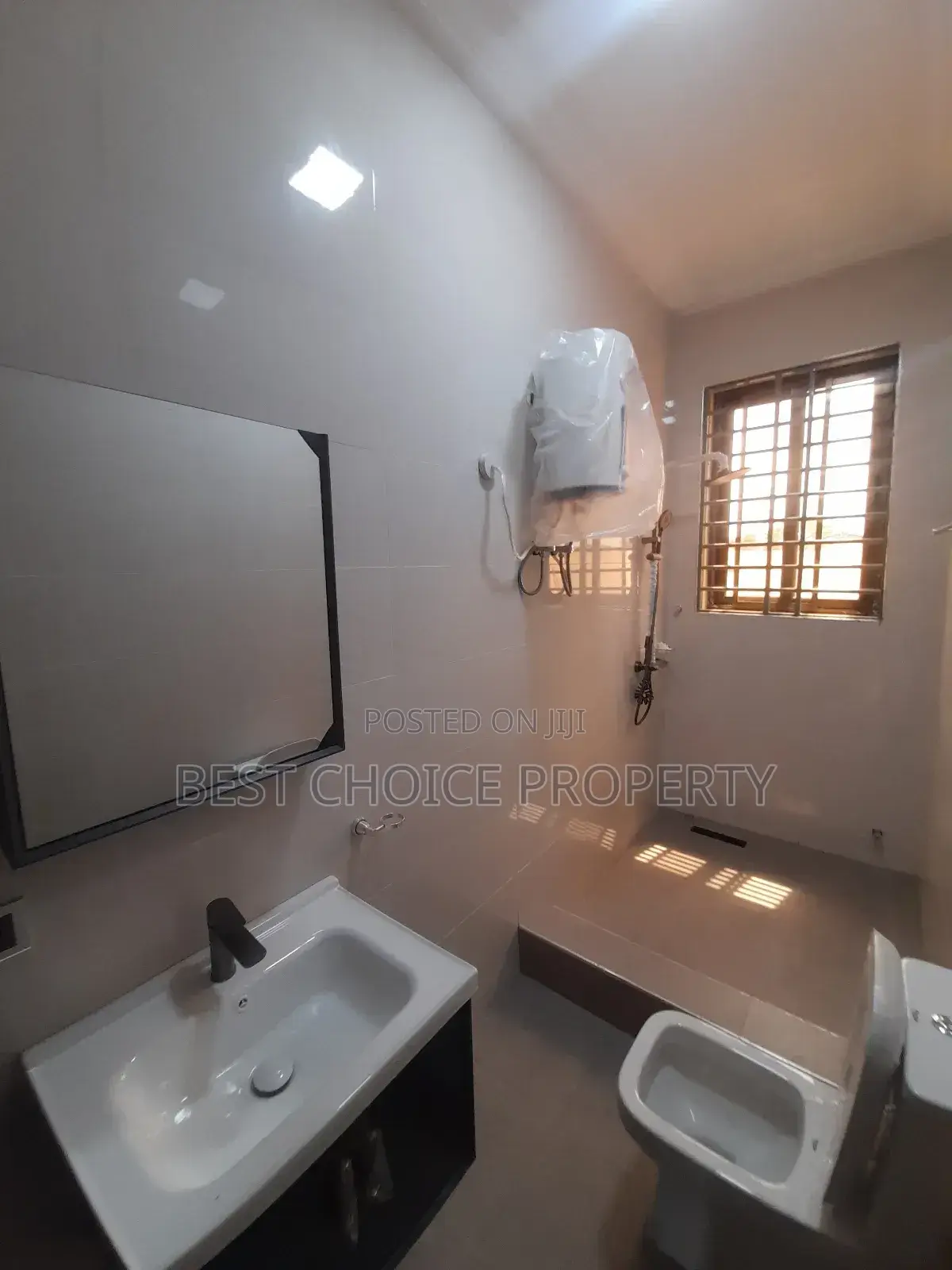 2bdrm Apartment in Adenta Frahfrah, Frafraha for rent