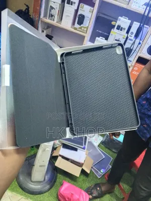 Black Color Case for Apple Air 5 10.9 " With Pen Slot Space