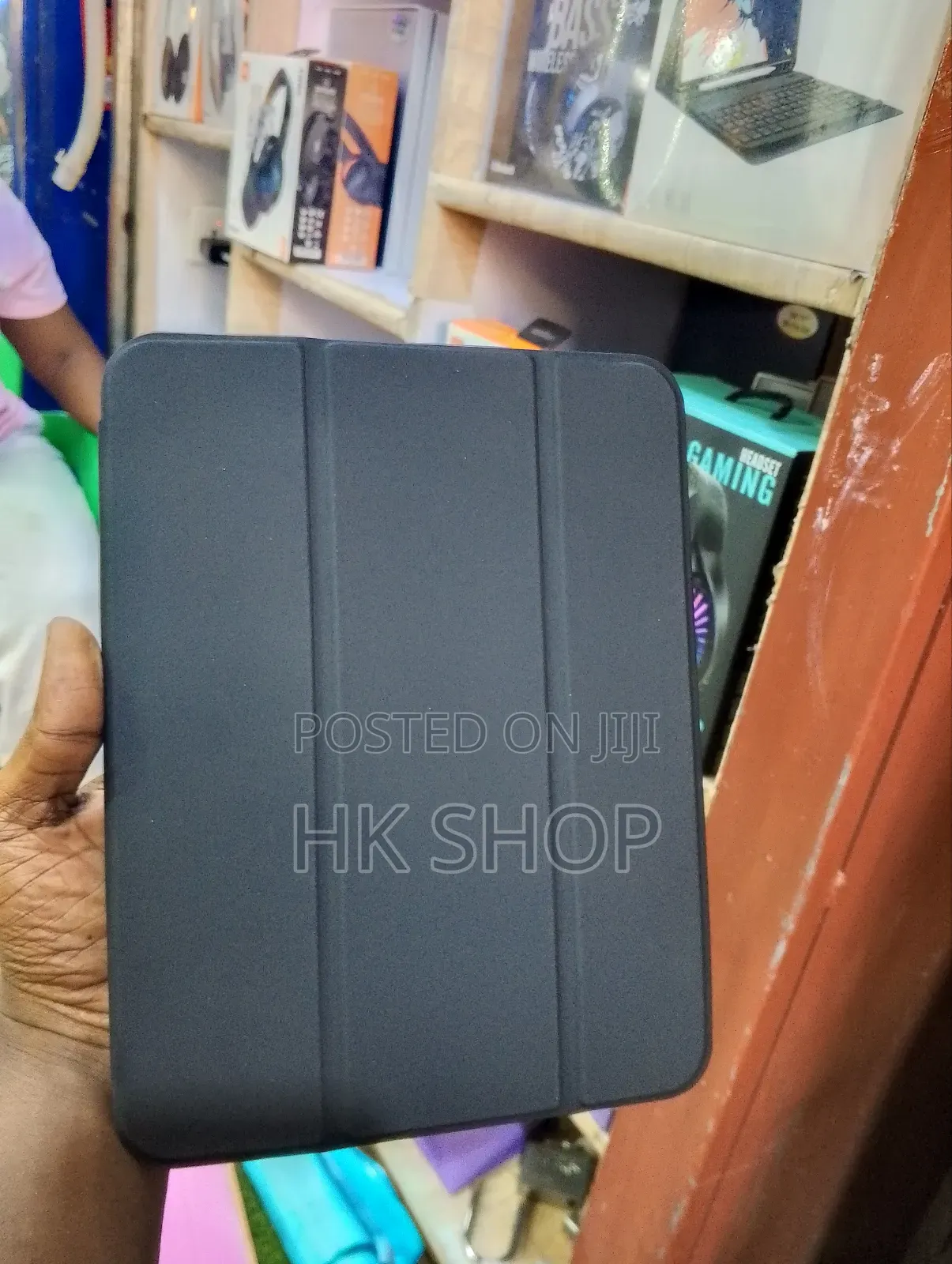 Black Case for 10th Generation Apple iPad 10.9" With Holder