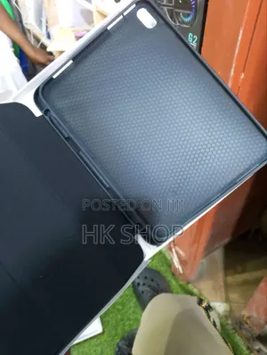 Black Case for 10th Generation Apple iPad 10.9" With Holder