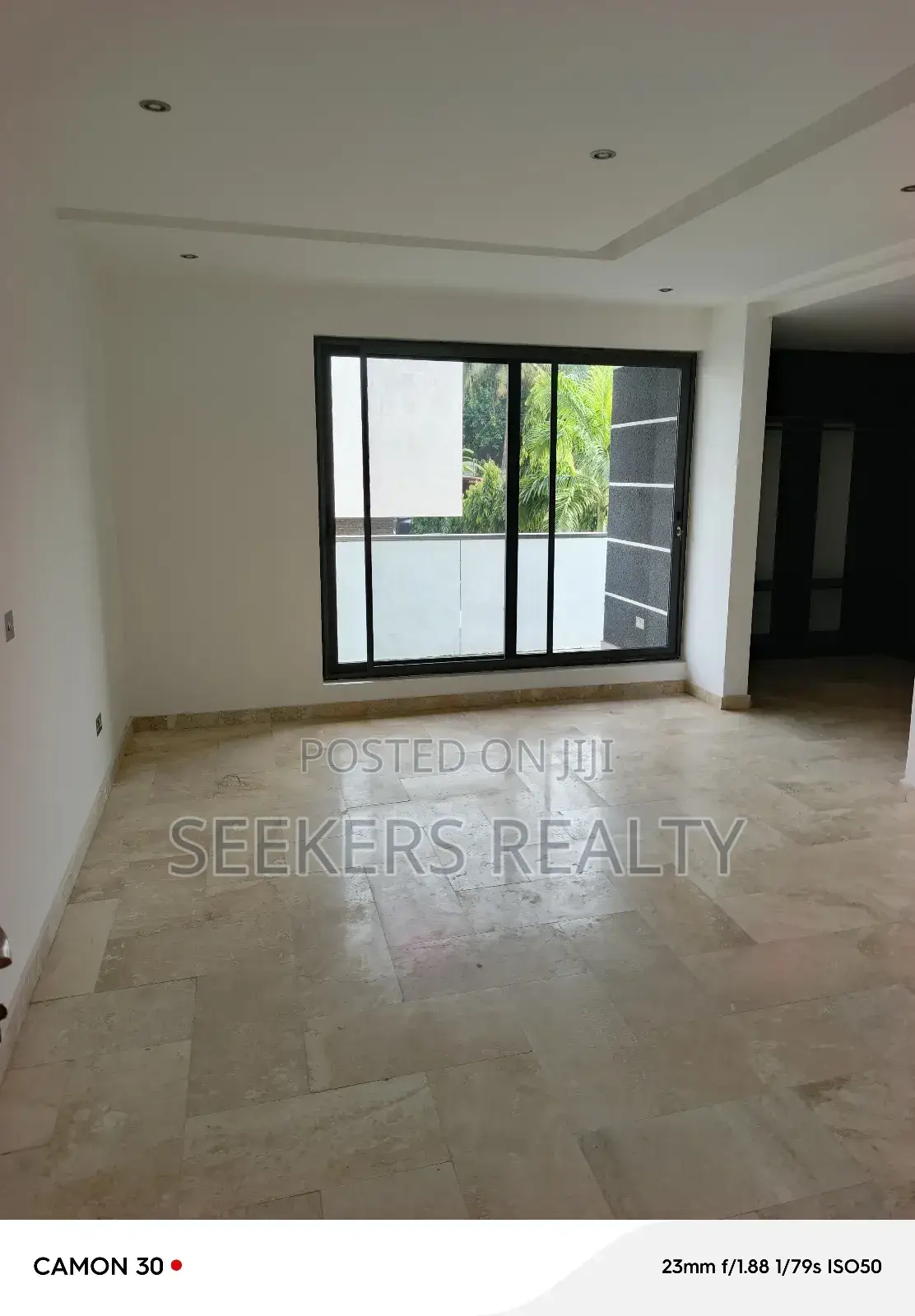 4bdrm Townhouse / Terrace in Seekers Realty, Cantonments for rent