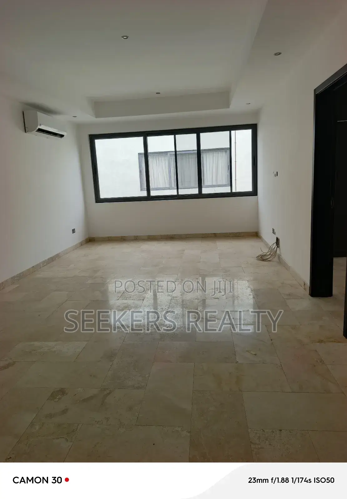 4bdrm Townhouse / Terrace in Seekers Realty, Cantonments for rent