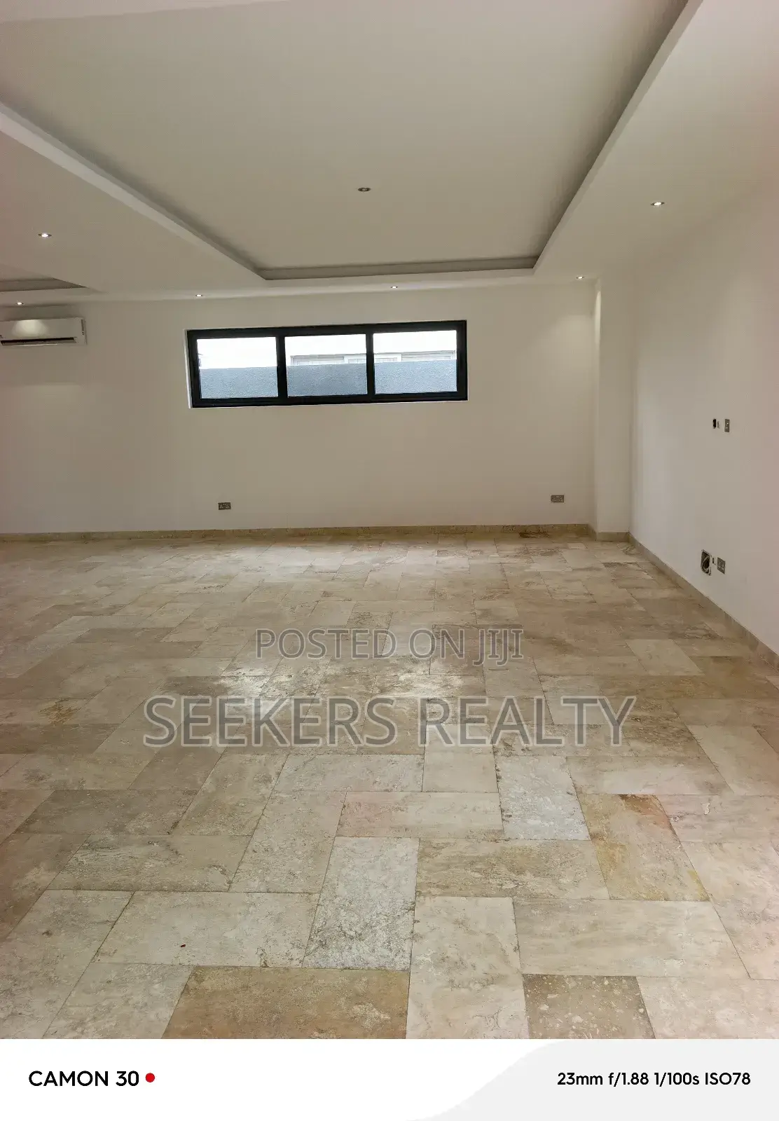 4bdrm Townhouse / Terrace in Seekers Realty, Cantonments for rent
