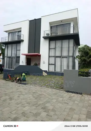 Furnished 3bdrm Townhouse / Terrace in Seekers Realty, Cantonments