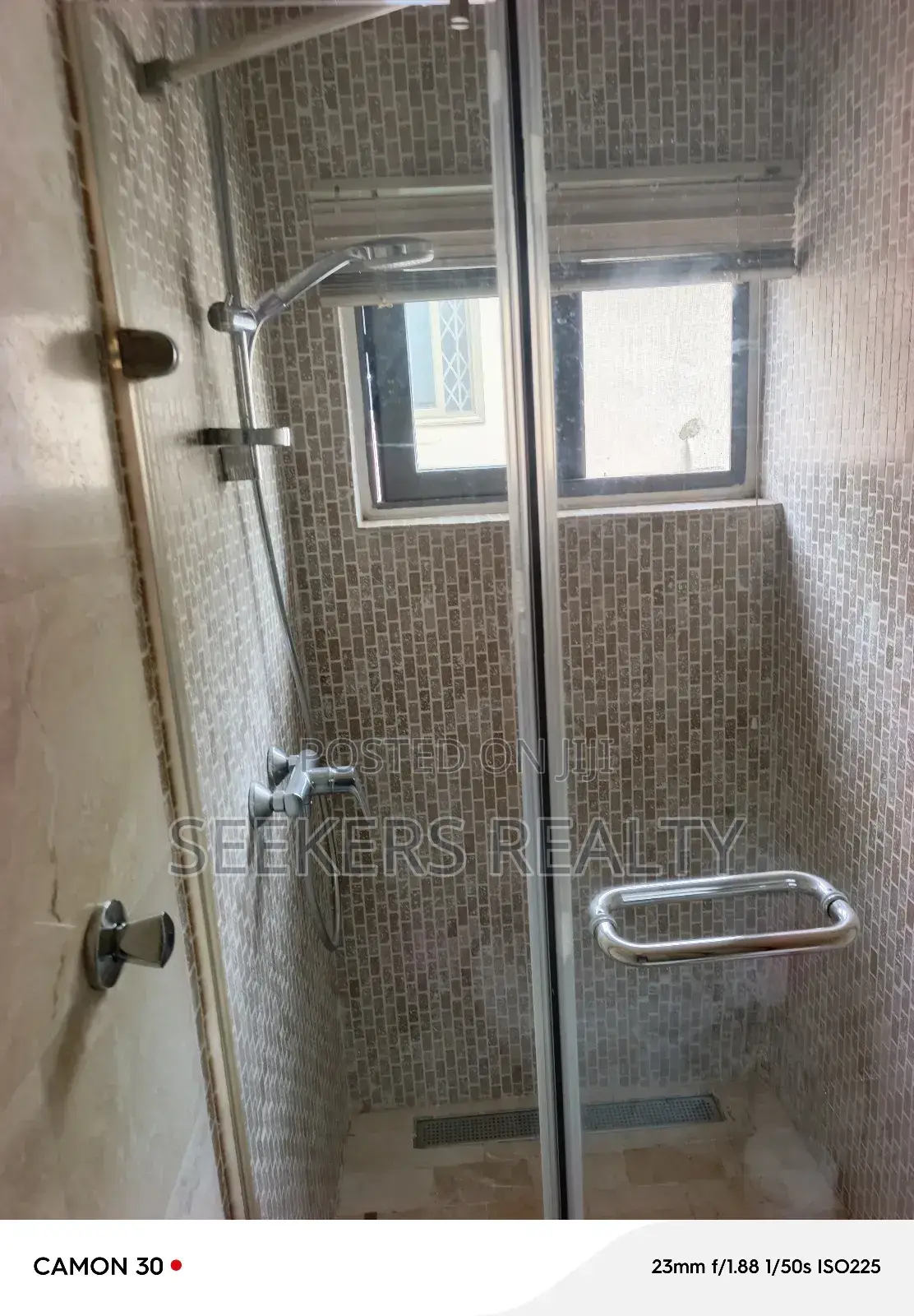 Furnished 3bdrm Townhouse / Terrace in Seekers Realty, Cantonments