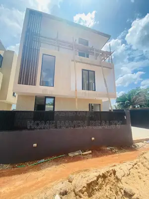 4bdrm Townhouse/Terrace in Abelemkpe for sale