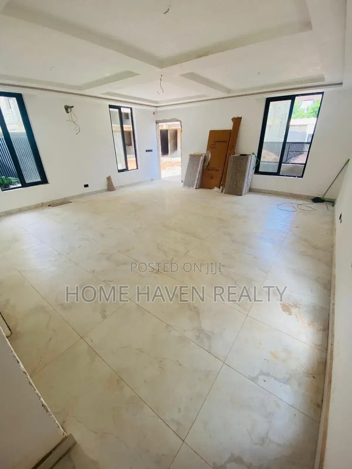 4bdrm Townhouse/Terrace in Abelemkpe for sale