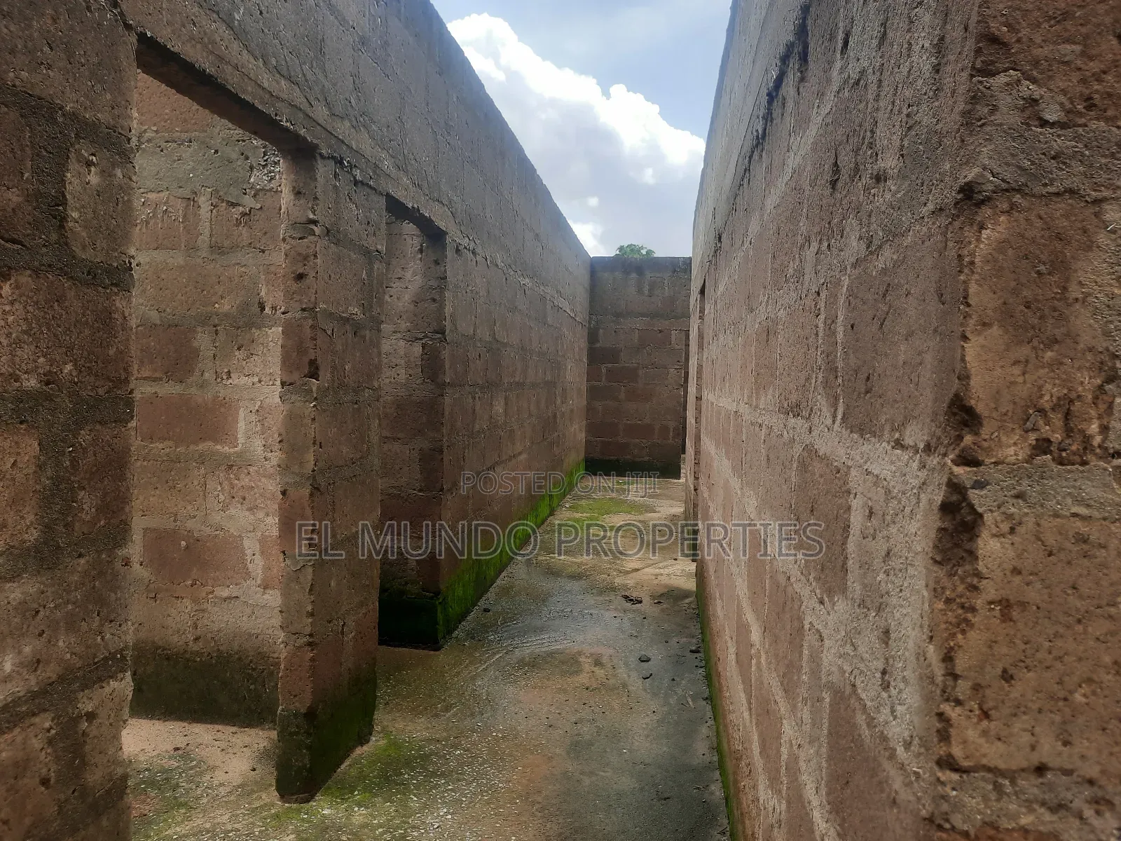 6bdrm House in Atwima Boko, Kumasi Metropolitan for sale