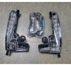 Front Driving Fog Lights With Toyota Corolla Se Xse 2017-