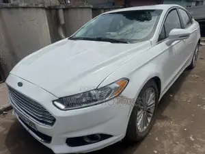 Ford Fusion 2014 White