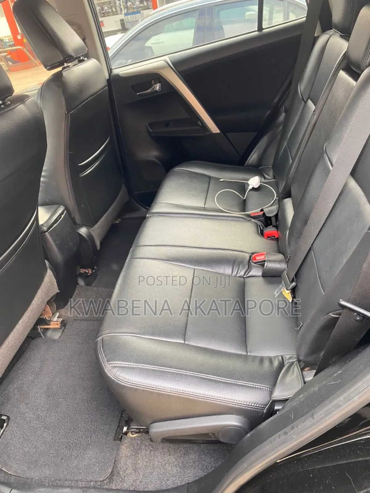 Toyota RAV4 XLE 4dr SUV (2.5L 4cyl 6A) 2015 Black