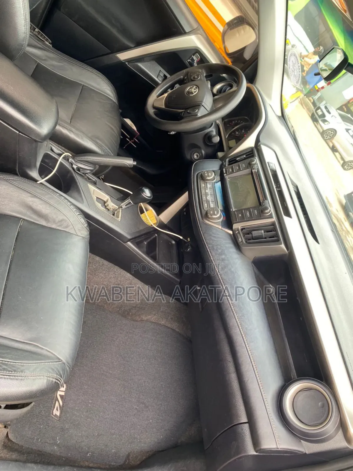 Toyota RAV4 XLE 4dr SUV (2.5L 4cyl 6A) 2015 Black