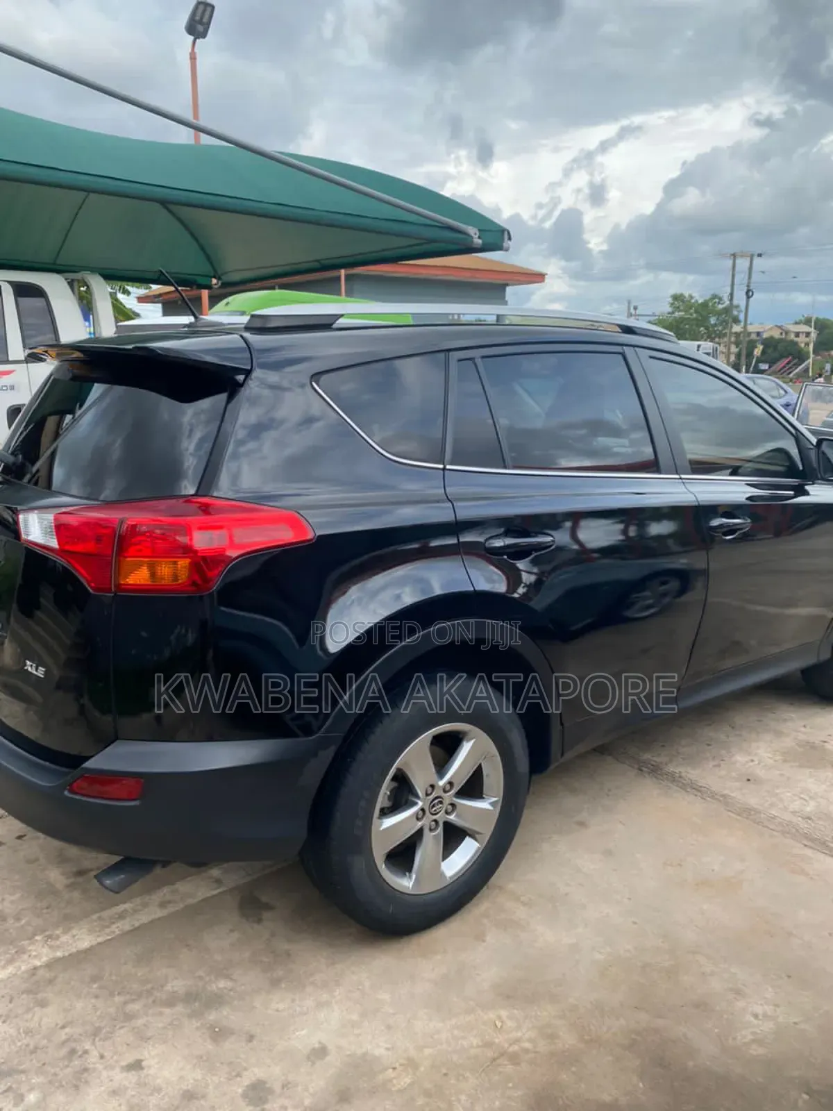 Toyota RAV4 XLE 4dr SUV (2.5L 4cyl 6A) 2015 Black