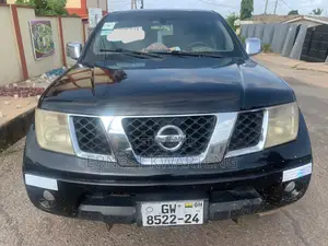Photo - Nissan Navara 2008 Black