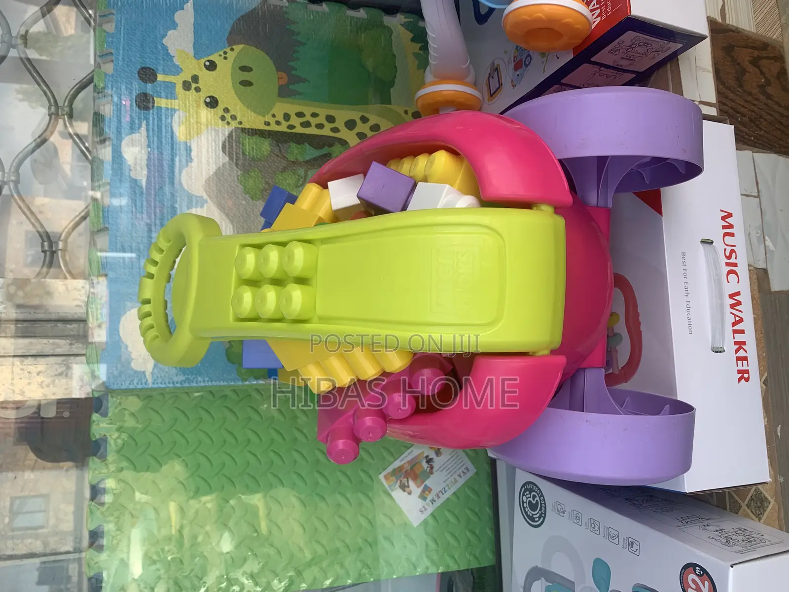 Mega Bloks Scooping Wagon With Building Blocks 125+ PCS
